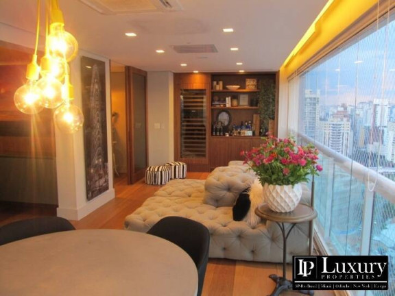 Imagem Apartamento com 3 Quartos para Alugar, 157 m² em Vila Nova Conceição - São Paulo Imagem Apartamento com 3 Quartos para Alugar, 157 m² em Vila Nova Conceição - São Paulo