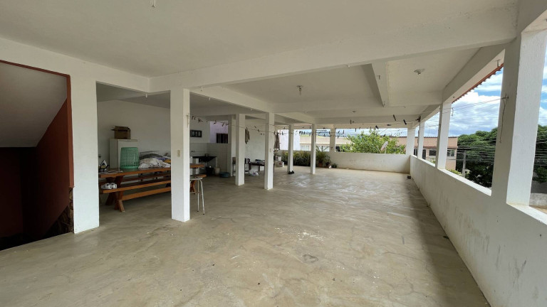 Imagem Casa com 3 Quartos à Venda, 200 m² em Luiz Iglésias - Colatina