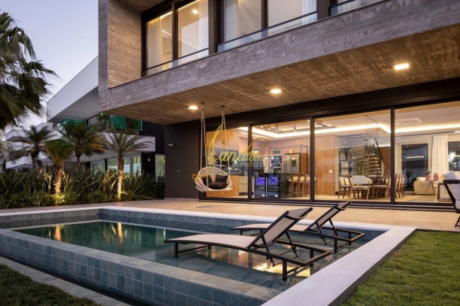 Imagem Casa de Condomínio com 5 Quartos à Venda, 387 m² em Centro - Xangri-la