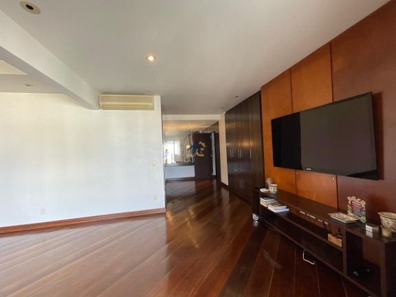 Imagem Apartamento com 5 Quartos para Alugar, 215 m² em Leblon - Rio De Janeiro Imagem Apartamento com 5 Quartos para Alugar, 215 m² em Leblon - Rio De Janeiro