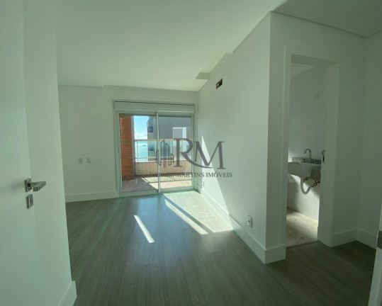 Imagem Imóvel com 5 Quartos à Venda, 502 m² em Agronômica - Florianópolis Imagem Imóvel com 5 Quartos à Venda, 502 m² em Agronômica - Florianópolis