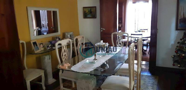 Imagem Casa com 4 Quartos à Venda, 220 m² em Piratininga - Niterói Imagem Casa com 4 Quartos à Venda, 220 m² em Piratininga - Niterói