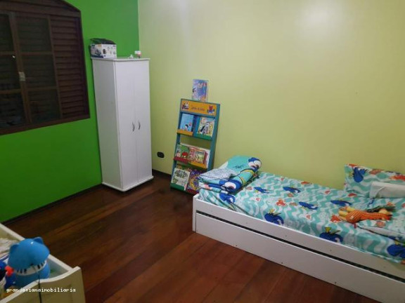Imagem Casa à Venda, em Vila Nova São Roque - São Roque Imagem Casa à Venda, em Vila Nova São Roque - São Roque