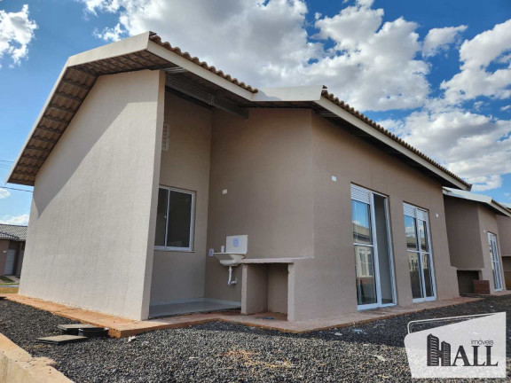Imagem Casa com 2 Quartos à Venda, 42 m² em Centro - Bady Bassitt Imagem Casa com 2 Quartos à Venda, 42 m² em Centro - Bady Bassitt