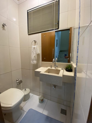 Imagem Casa com 3 Quartos à Venda, 175 m² em Jardim Tóquio - Maringá