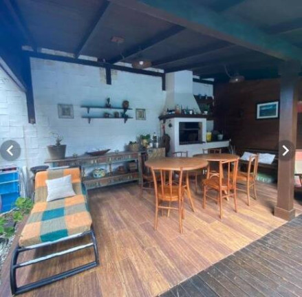 Imagem Casa de Condomínio com 4 Quartos à Venda, 300 m² em Centro - Balneário Camboriú