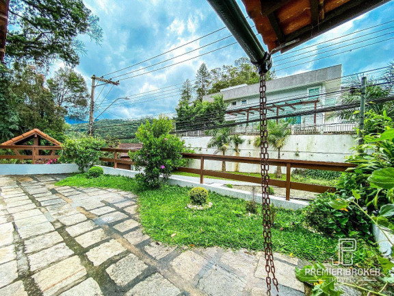 Imagem Casa com 3 Quartos à Venda, 160 m² em Pimenteiras - Teresópolis Imagem Casa com 3 Quartos à Venda, 160 m² em Pimenteiras - Teresópolis
