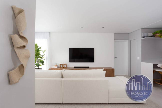 Imagem Apartamento com 3 Quartos para Alugar, 122 m² em Centro - Balneário Camboriú Imagem Apartamento com 3 Quartos para Alugar, 122 m² em Centro - Balneário Camboriú