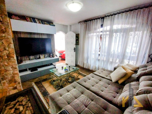 Imagem Casa com 3 Quartos à Venda, 177 m² em Jardim Das Américas - Curitiba Imagem Casa com 3 Quartos à Venda, 177 m² em Jardim Das Américas - Curitiba
