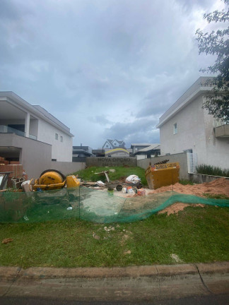 Terreno em Condomínio à Venda, 300 m² em São Venâncio - Itupeva