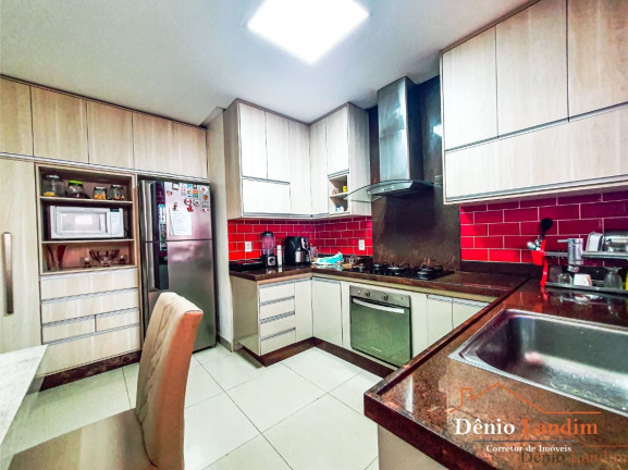 Imagem Casa com 4 Quartos à Venda, 280 m² em Todos Os Santos - Montes Claros