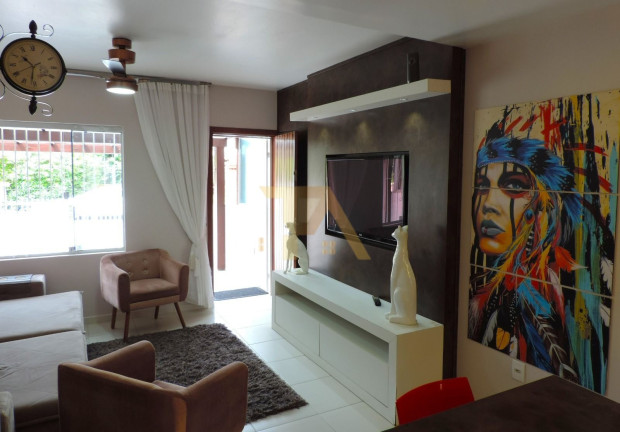 Imagem Imóvel com 2 Quartos à Venda, 110 m² em Centro - Garopaba