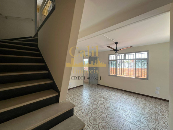 Casa com 2 Quartos para Alugar, 104 m² em Embaré - Santos