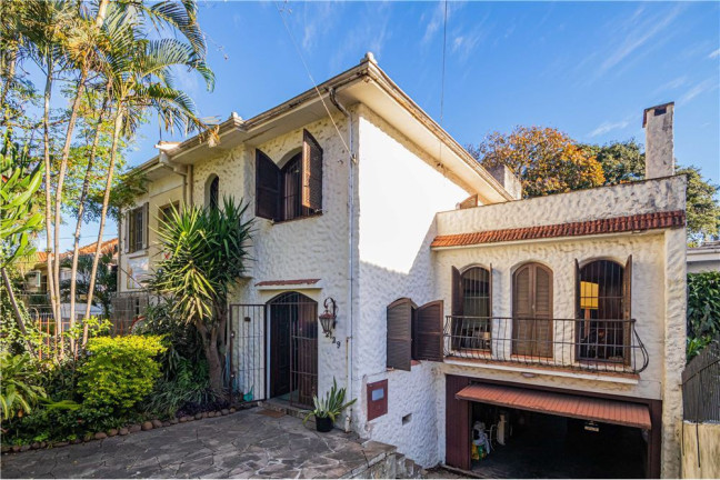 Imagem Casa com 5 Quartos à Venda,  em Petrópolis - Porto Alegre