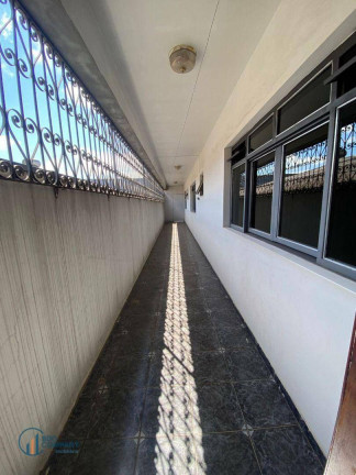 Imagem Apartamento com 4 Quartos para Alugar, 305 m² em Centro - Irati Imagem Apartamento com 4 Quartos para Alugar, 305 m² em Centro - Irati