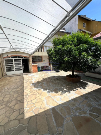 Imagem Casa com 3 Quartos à Venda, 244 m² em Cavalhada - Porto Alegre Imagem Casa com 3 Quartos à Venda, 244 m² em Cavalhada - Porto Alegre