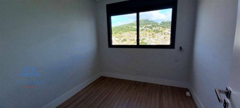Imagem Apartamento com 3 Quartos à Venda, 101 m² em Agronômica - Florianópolis Imagem Apartamento com 3 Quartos à Venda, 101 m² em Agronômica - Florianópolis
