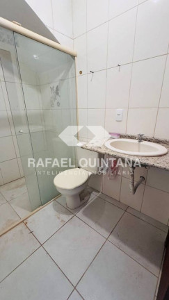 Imagem Casa com 2 Quartos para Alugar, 199 m² em Sambaqui - Florianópolis