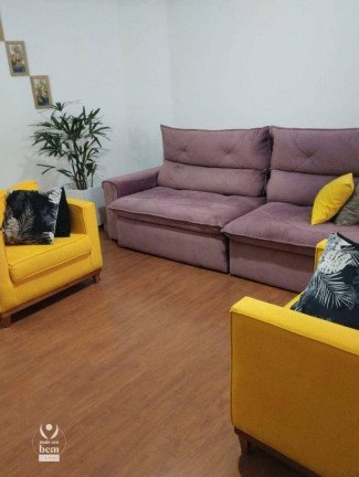 Imagem Sobrado com 3 Quartos à Venda, 94 m² em Uberaba - Curitiba