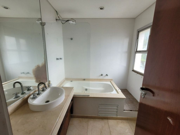 Imagem Apartamento com 4 Quartos à Venda, 160 m² em Pitangueiras - Guarujá