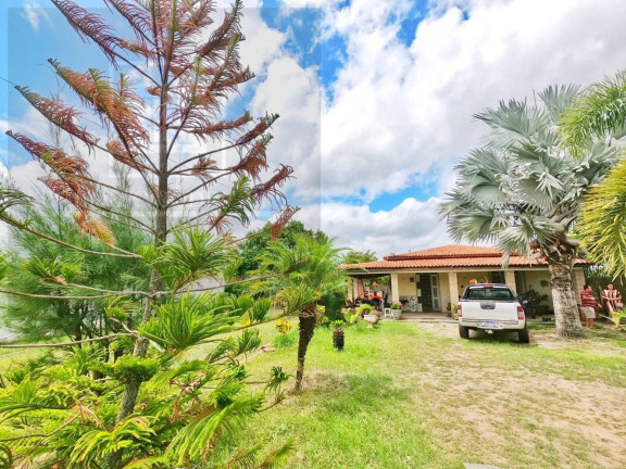 Chácara com 3 Quartos à Venda, 209 m²