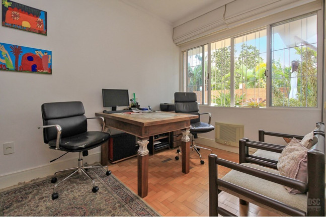 Imagem Casa com 3 Quartos à Venda, 358 m² em Três Figueiras - Porto Alegre Imagem Casa com 3 Quartos à Venda, 358 m² em Três Figueiras - Porto Alegre