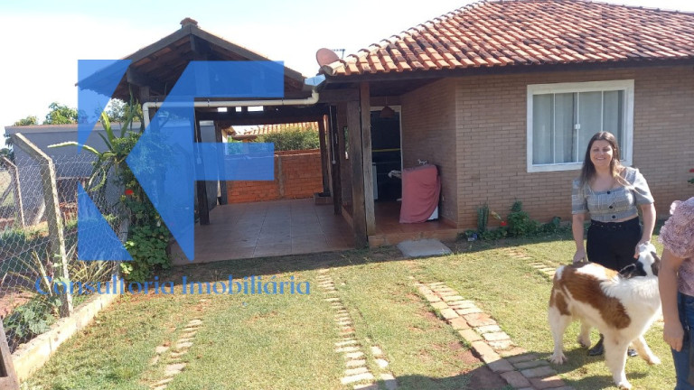 Imagem Imóvel com 3 Quartos à Venda, em Agua Fria - Bofete Imagem Imóvel com 3 Quartos à Venda, em Agua Fria - Bofete