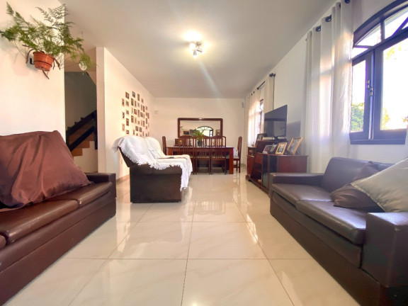 Imagem Casa com 4 Quartos à Venda, 250 m² em Barreiros - São José Imagem Casa com 4 Quartos à Venda, 250 m² em Barreiros - São José