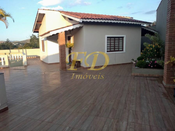 Imagem Chácara com 6 Quartos à Venda, 1.390 m² em Piracaia Imagem Chácara com 6 Quartos à Venda, 1.390 m² em Piracaia