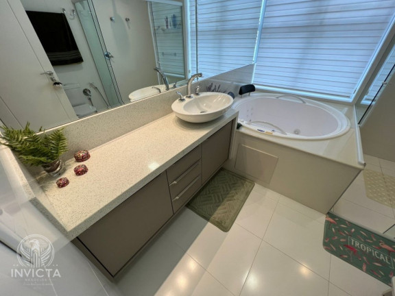 Imagem Apartamento com 4 Quartos à Venda, 167 m² em Barra Norte - Balneário Camboriú Imagem Apartamento com 4 Quartos à Venda, 167 m² em Barra Norte - Balneário Camboriú