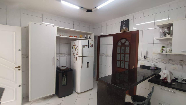 Imagem Casa com 3 Quartos à Venda, 238 m² em Jardim Imperial - Maringá