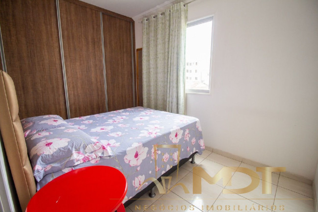Imagem Apartamento com 2 Quartos à Venda, 77 m² em Jaqueline - Belo Horizonte
