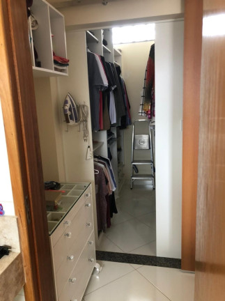 Imagem Sobrado com 3 Quartos à Venda, 210 m² em Santana - Pindamonhangaba