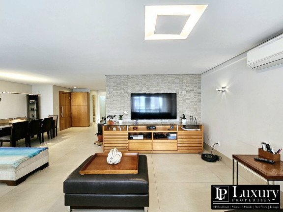 Imagem Apartamento com 3 Quartos à Venda, 187 m² em Itaim Bibi - São Paulo Imagem Apartamento com 3 Quartos à Venda, 187 m² em Itaim Bibi - São Paulo