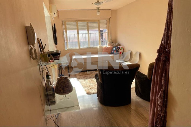 Apartamento com 2 Quartos à Venda, 60 m² em Parque Dos Maias - Porto Alegre