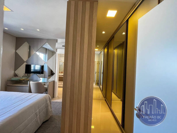 Imagem Apartamento com 3 Quartos à Venda, 137 m² em Centro - Balneário Camboriú