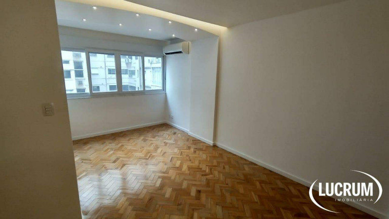 Imagem Apartamento com 2 Quartos à Venda, 70 m² em Copacabana - Rio De Janeiro