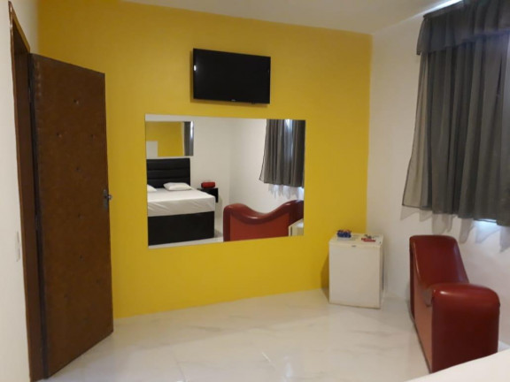 Imagem Imóvel com 25 Quartos à Venda, 5.000 m² em Itapuã - Salvador