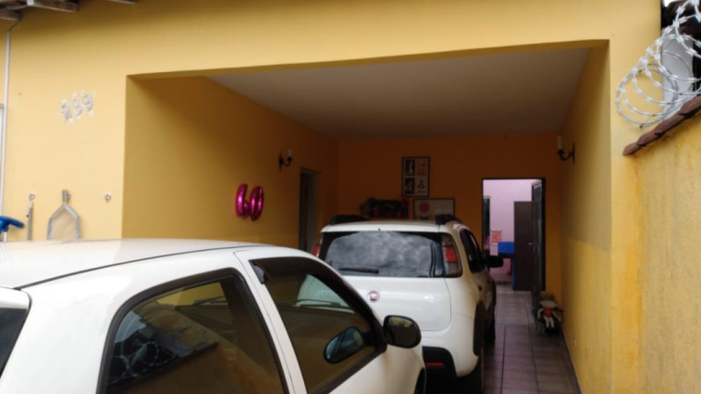 Casa com 2 Quartos à Venda, 289 m² em Parque Das árvores - Guaratinguetá