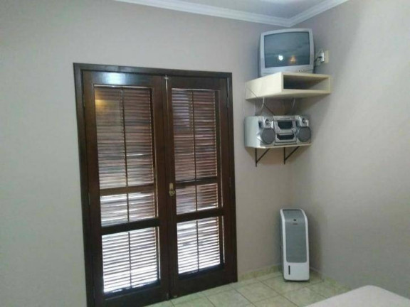 Imagem Casa com 4 Quartos à Venda, 250 m² em Esplanada Independência - Taubaté Imagem Casa com 4 Quartos à Venda, 250 m² em Esplanada Independência - Taubaté