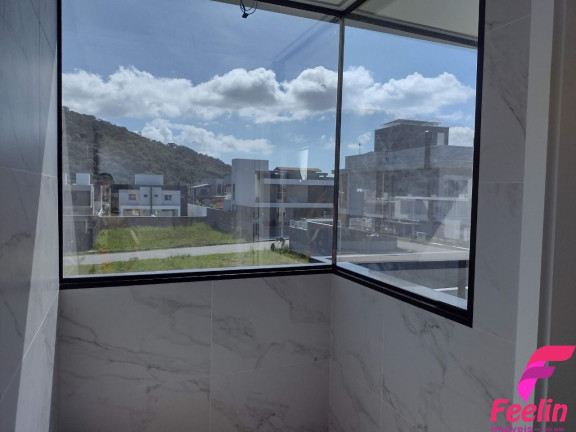 Imagem Casa com 3 Quartos à Venda, 181 m² em Rio Tavares - Florianópolis Imagem Casa com 3 Quartos à Venda, 181 m² em Rio Tavares - Florianópolis