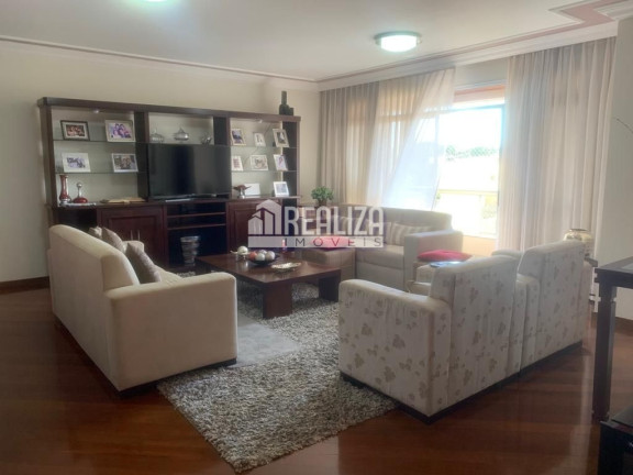 Imagem Apartamento com 3 Quartos à Venda, 191 m² em Boa Vista - Uberaba Imagem Apartamento com 3 Quartos à Venda, 191 m² em Boa Vista - Uberaba