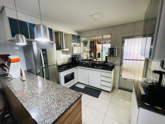 Imagem Imóvel com 2 Quartos à Venda, 70 m² em Imperial - Santa Luzia Imagem Imóvel com 2 Quartos à Venda, 70 m² em Imperial - Santa Luzia