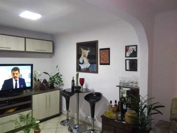 Casa com 3 Quartos à Venda, 200 m² em Jardim Aeroporto - São Paulo