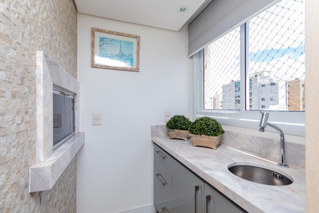 Imagem Apartamento com 3 Quartos à Venda, 125 m² em Jardim Europa - Porto Alegre Imagem Apartamento com 3 Quartos à Venda, 125 m² em Jardim Europa - Porto Alegre