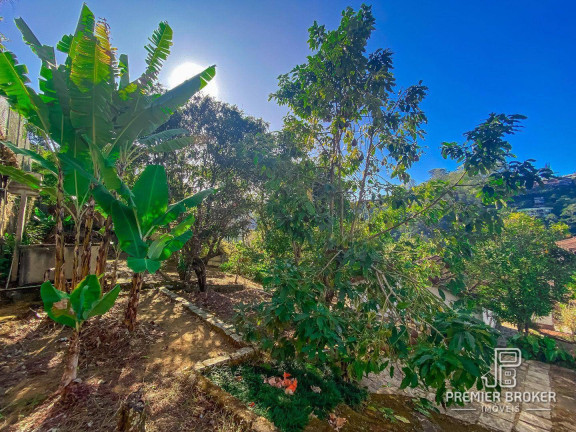 Imagem Casa com 3 Quartos à Venda, 271 m² em Bom Retiro - Teresópolis Imagem Casa com 3 Quartos à Venda, 271 m² em Bom Retiro - Teresópolis