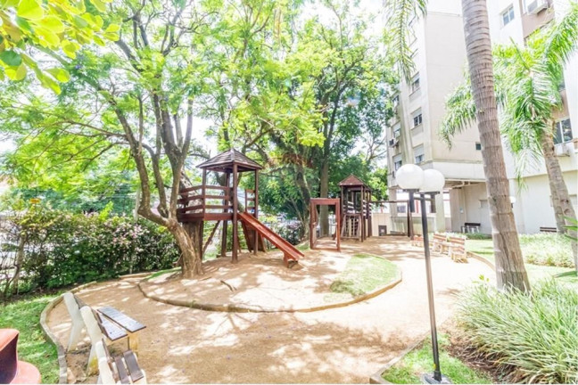 Imagem Imóvel com 2 Quartos à Venda, em Vila Ipiranga - Porto Alegre Imagem Imóvel com 2 Quartos à Venda, em Vila Ipiranga - Porto Alegre