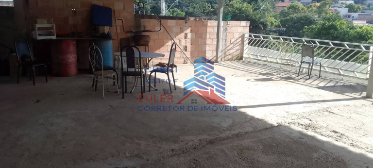 Imagem Casa com 3 Quartos à Venda, 360 m² em Dona Rosarinha - Santa Luzia