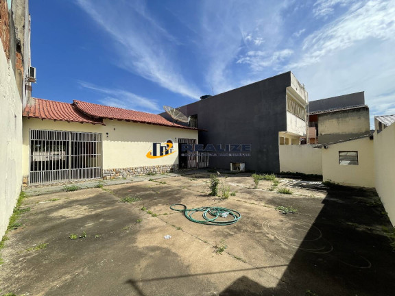 Imagem Casa com 3 Quartos à Venda, 180 m² em Parque Jóquei Club - Campos Dos Goytacazes Imagem Casa com 3 Quartos à Venda, 180 m² em Parque Jóquei Club - Campos Dos Goytacazes