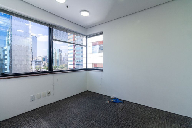 Imagem Sala Comercial à Venda, em Cidade Monções - São Paulo Imagem Sala Comercial à Venda, em Cidade Monções - São Paulo
